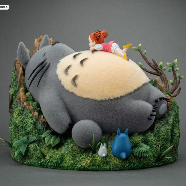 [Pre-Order] CHIKARA Studio  - Statue - Sleeping Totoro and Mei My Neighbor Totoro
