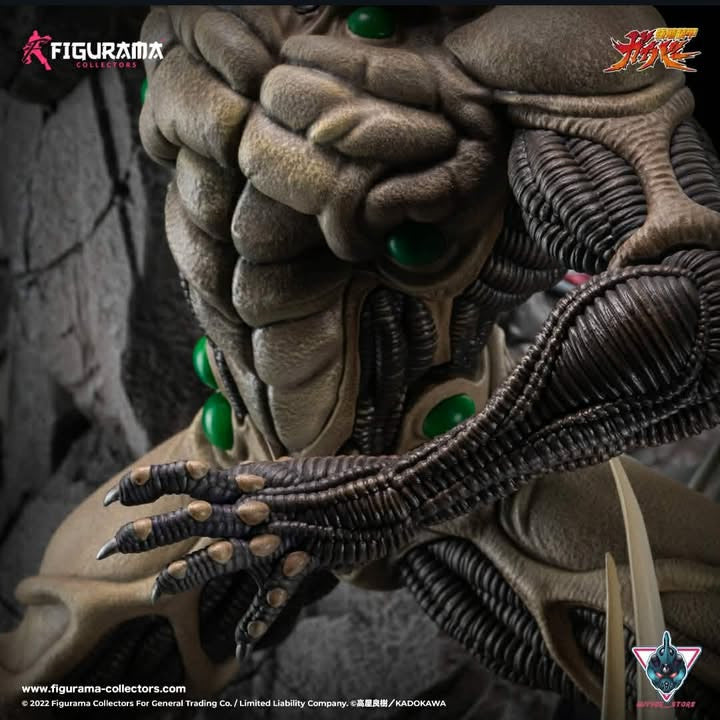 [Pre-Order] Guyver Store X Figurama Collectors - Statue - Bioboosted Armor Guyver - Guyver 1 vs Guyot with LED (Licensed)
