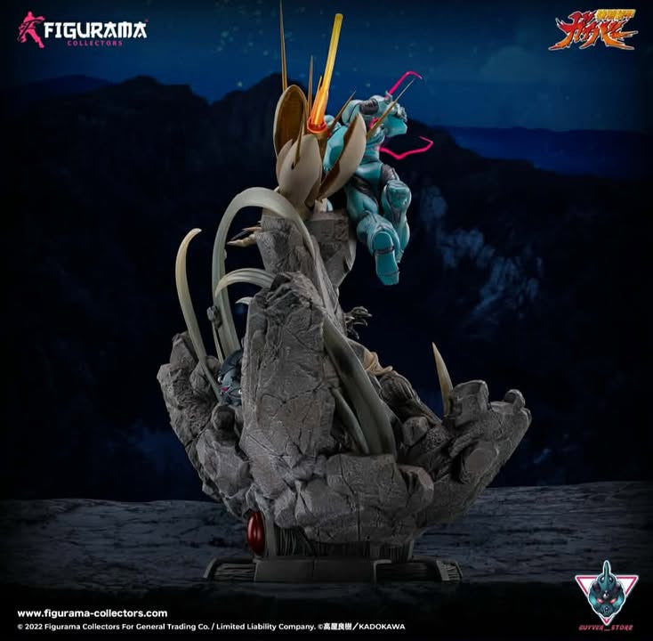 [Pre-Order] Guyver Store X Figurama Collectors - Statue - Bioboosted Armor Guyver - Guyver 1 vs Guyot with LED (Licensed)
