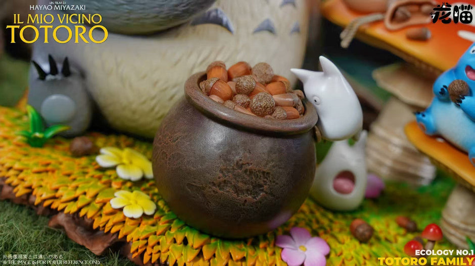 [Pre-Order Closed] LongMiao Studio - Statue - My Neighbor Totoro - eating acorns Totoro Family