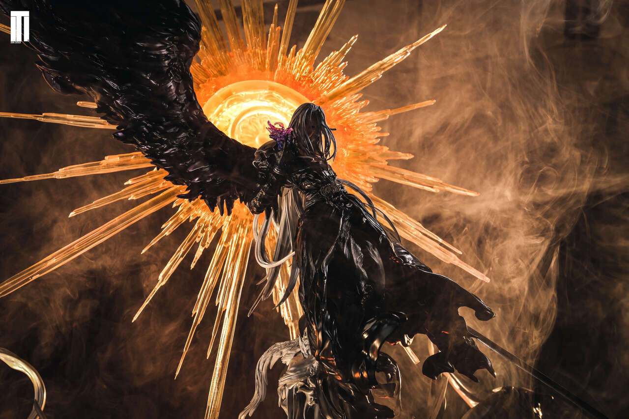 [Warehouse in Stock] Iron Curtain Studio - Statue - Final Fantasy VII Anniversary collection Supreme Collection series Sephiroth